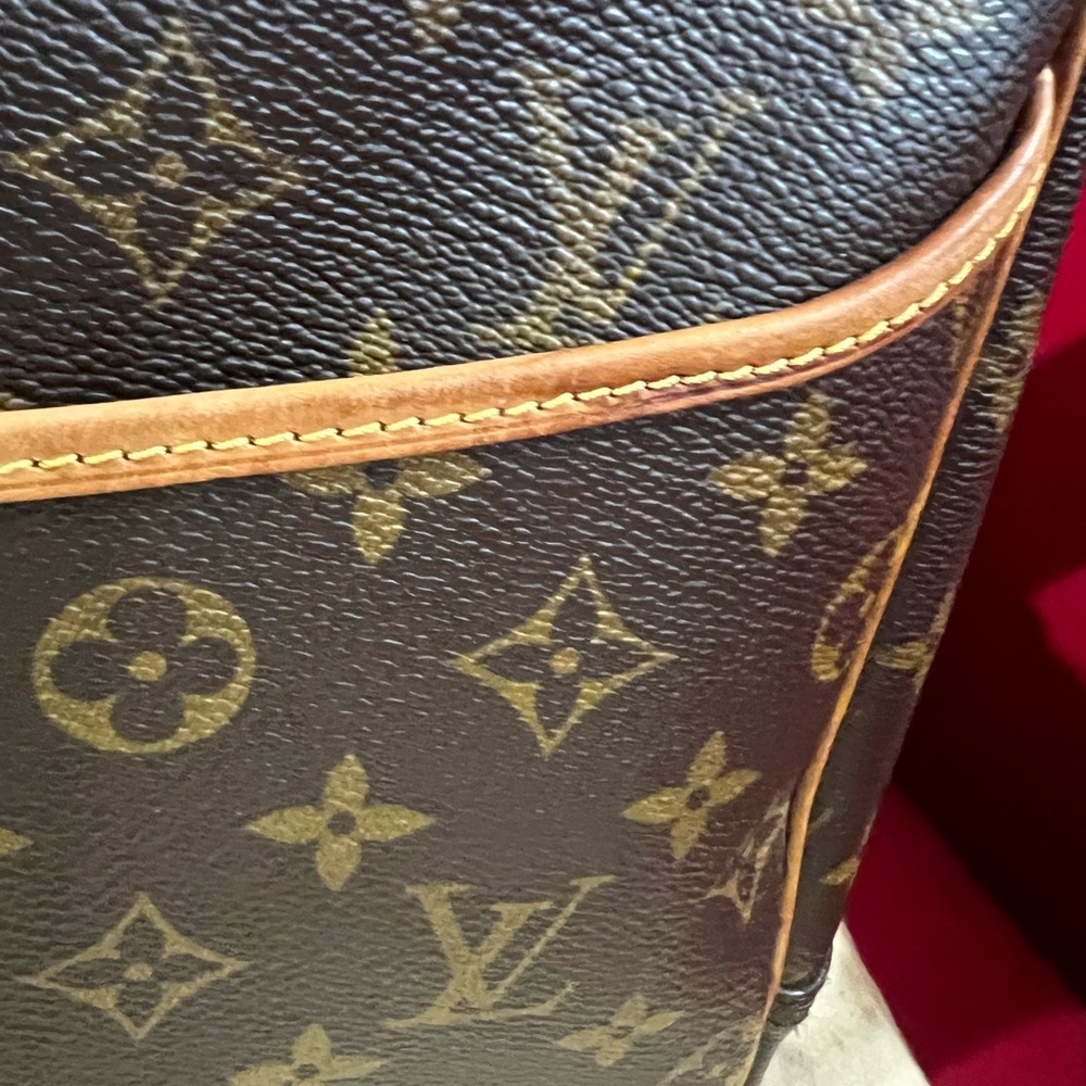 🎉 24 Hour Sale 💯Authentic LOuis Vuitton Monogram Deauville + Free 🎁 - Picture 12 of 16